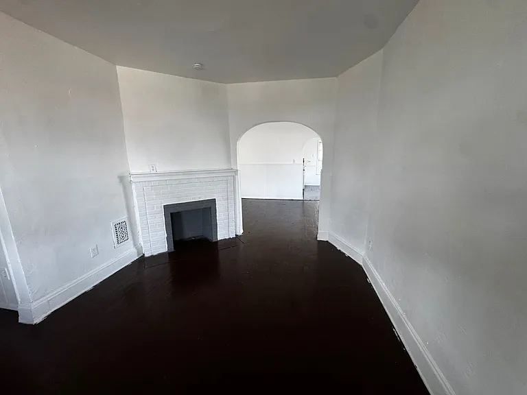 880 Stevenson Rd Cleveland, Oh. 44110 — Photo 19