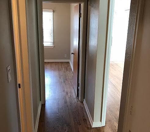 5th image of 610 Three Eagles St
