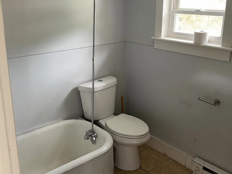 206 Main St #A — Photo 8