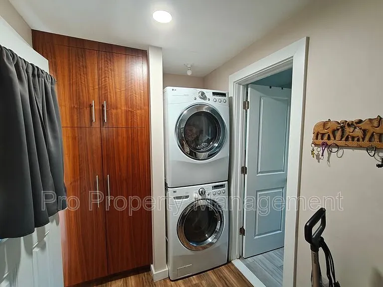 296 Hillside Ave #1 — Photo 4