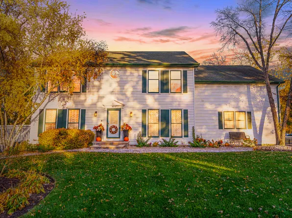 0S775 Madison St, Winfield, IL 60190