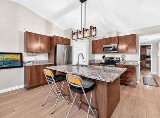 2781 S Chinook Winds Dr SW #1203, Airdrie, AB T4B3S5