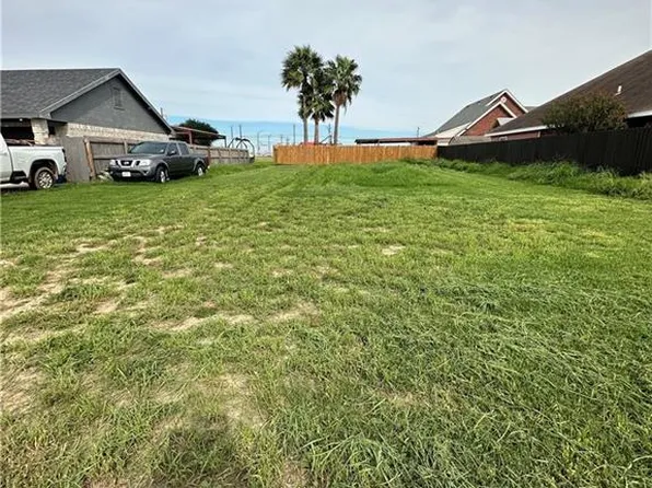 821 Rancho La Joya St, La Joya, TX 78560