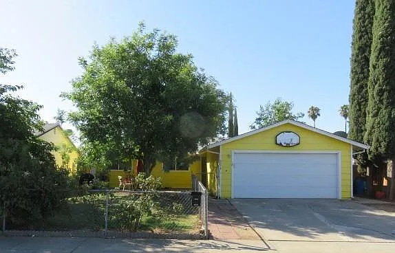 5274 Acacia Way photo 1