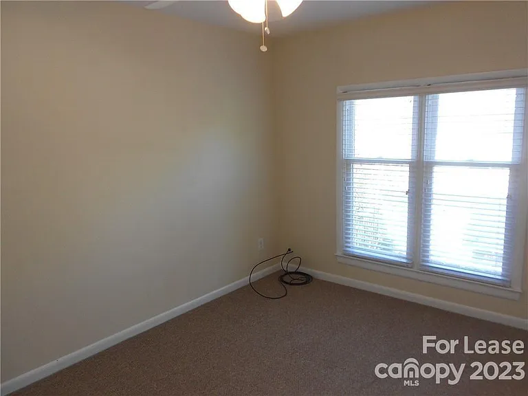 2545 Dilworth Heights Ln — Photo 14
