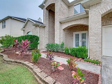 7402 Heron Lakes Dr Houston Tx Zillow
