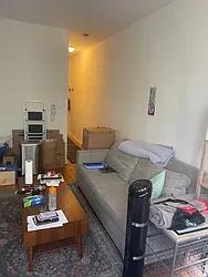 Rented by K & O Realty Associates Inc.