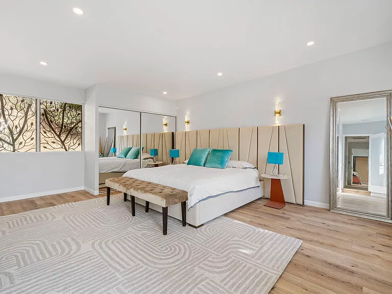 9213 Warbler Pl — Photo 28
