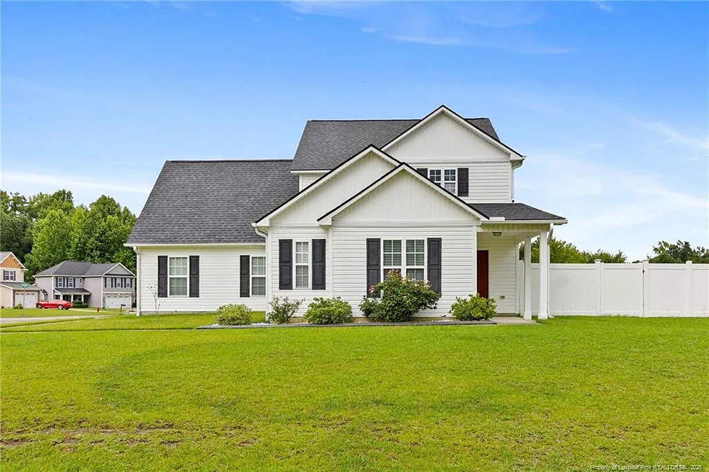 118 Newport Court - SM — Photo 1