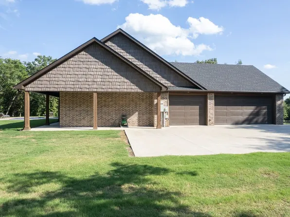 12414 Revis Hill Hts, Mountainburg, AR 72946