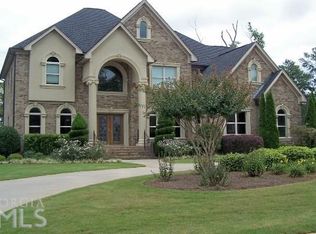 2593 Lake Erma Dr, Hampton, GA 30228