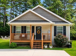 209 Roslyn Ct, Dalton, GA 30720