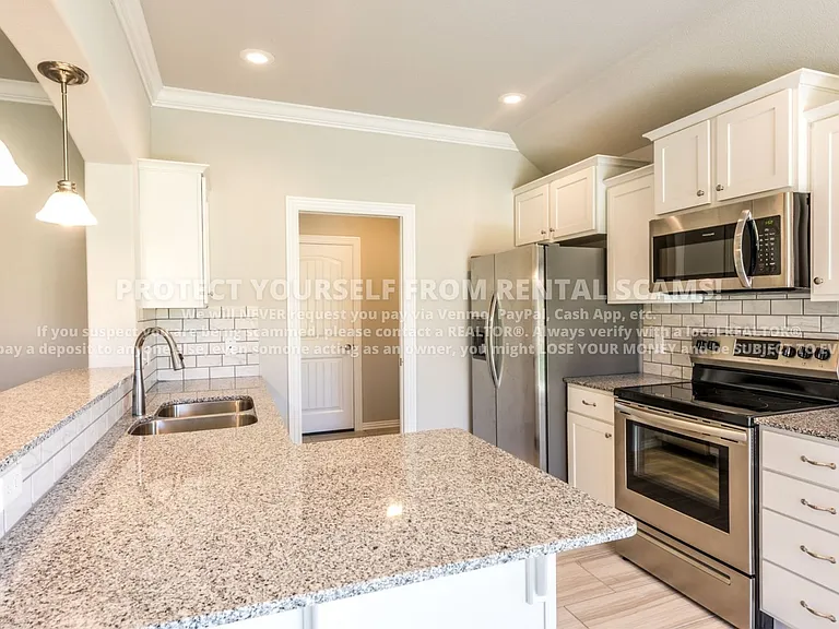 50 N Benchmark Ln — Photo 6