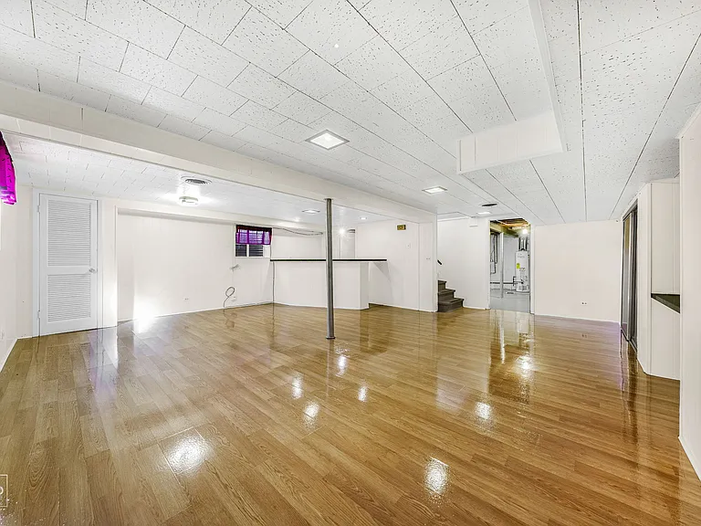 283 S Fair Ave — Photo 21