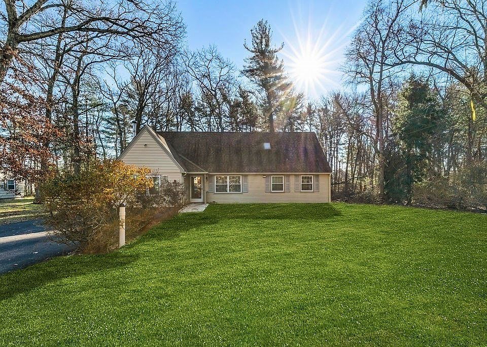 184 Forest St, Bridgewater, MA 02324 Zillow