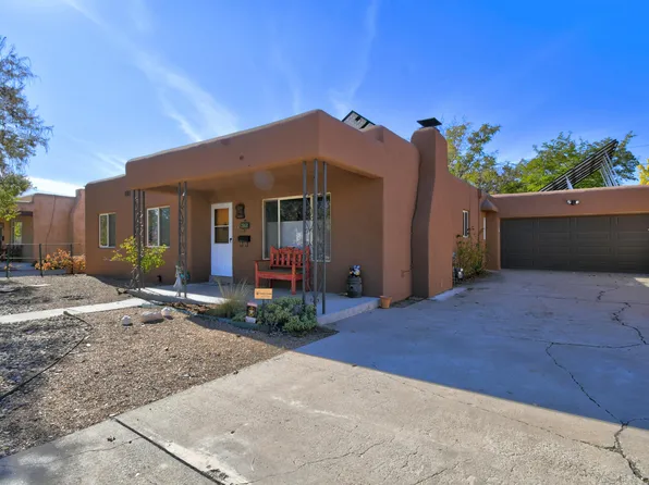 429 Fontana Pl NE, Albuquerque, NM 87108