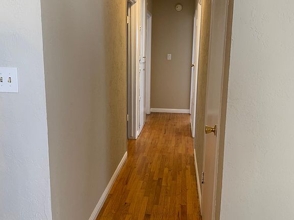 5th image of 2938 Warm Springs Dr