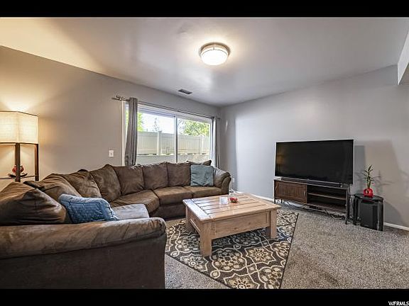 5th image of 1705 E Woodbridge Dr APT 13