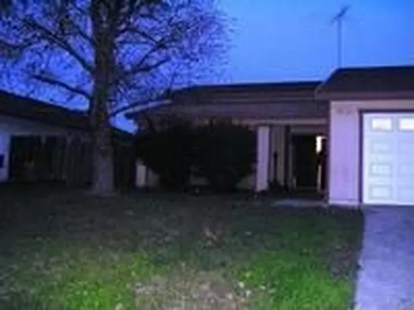 6775 Briggs Dr, Sacramento, CA 95828