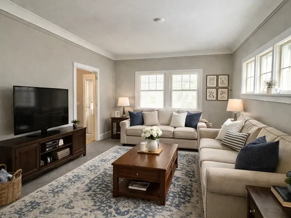 1112 E 6th St, Duluth, MN 55805