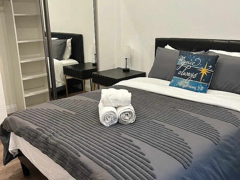 The 2nd bedroom 2