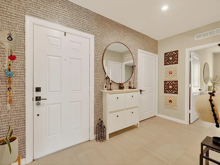3518 Carriage Pointe Cir — Photo 4