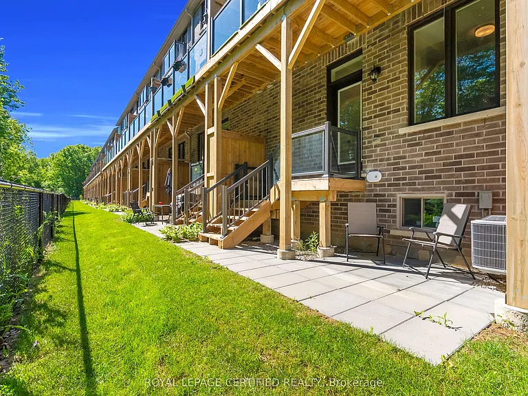 45 Folcroft St — Photo 40