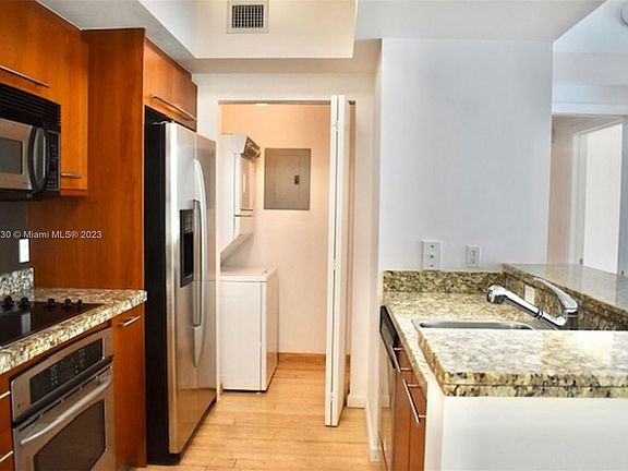 4th image of 110 Washington Ave APT 2410