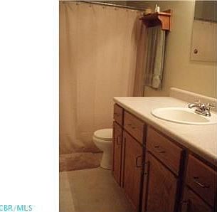 5th image of 1913 Dandridge Dr