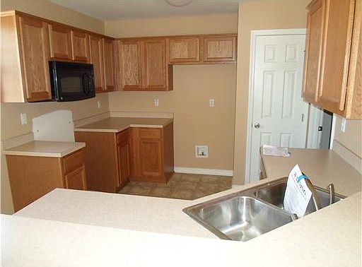5th image of 11369 Jessica Dr