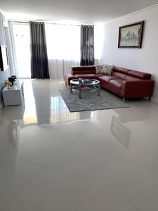 251 174th St APT 2011, Sunny Isles Beach, FL, 33160