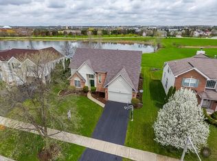 755 Sigmund Rd, Naperville, IL 60563