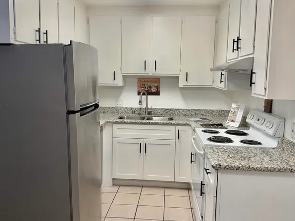 680 Fargo Ave APT 13, San Leandro, CA 94579