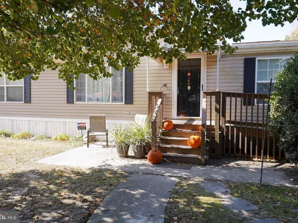 9325 Colonial Mill Dr, Delmar, MD 21875