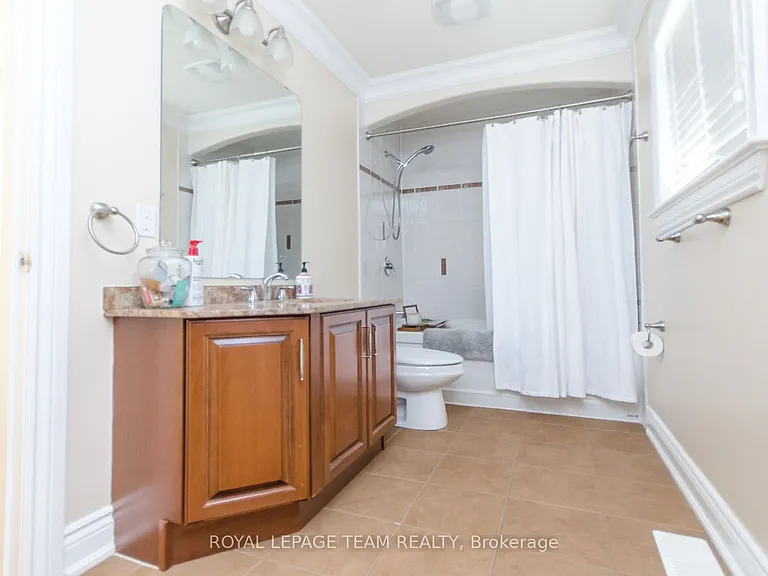 526 Hilson Ave #A — Photo 16