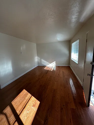 3070 Moorpark Ave Photo 1