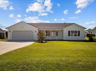 154 Glenwood Dr, Hubert, NC 28539