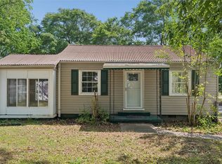 2 Maryland Ave, Greenville, SC 29611