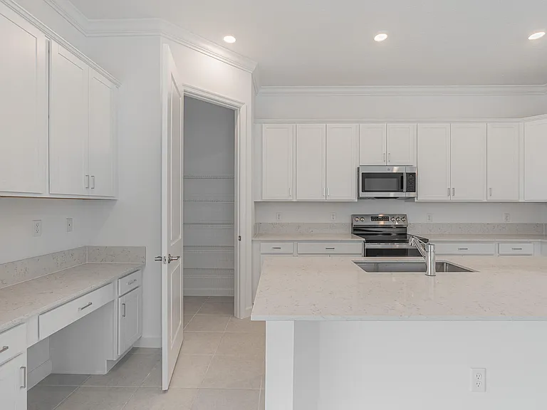 13885 SE Riversway St — Photo 12