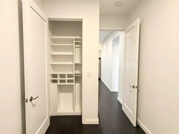 1428 Lexington Avenue image 11 of 16