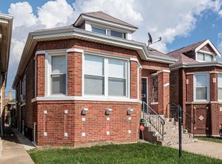 8135 S Honore St, Chicago, IL 60620
