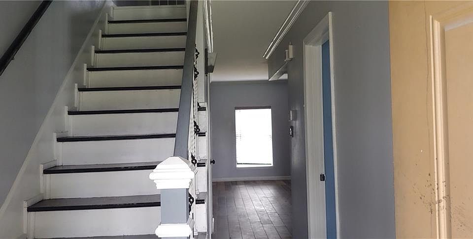 1st image of 5081 Basinview Dr