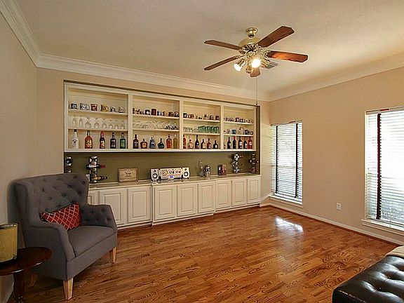 5th image of 16831 Laguna Springs Dr