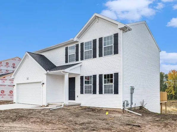 356 N Tannenbaum Trl, Cedar Springs, MI 49319