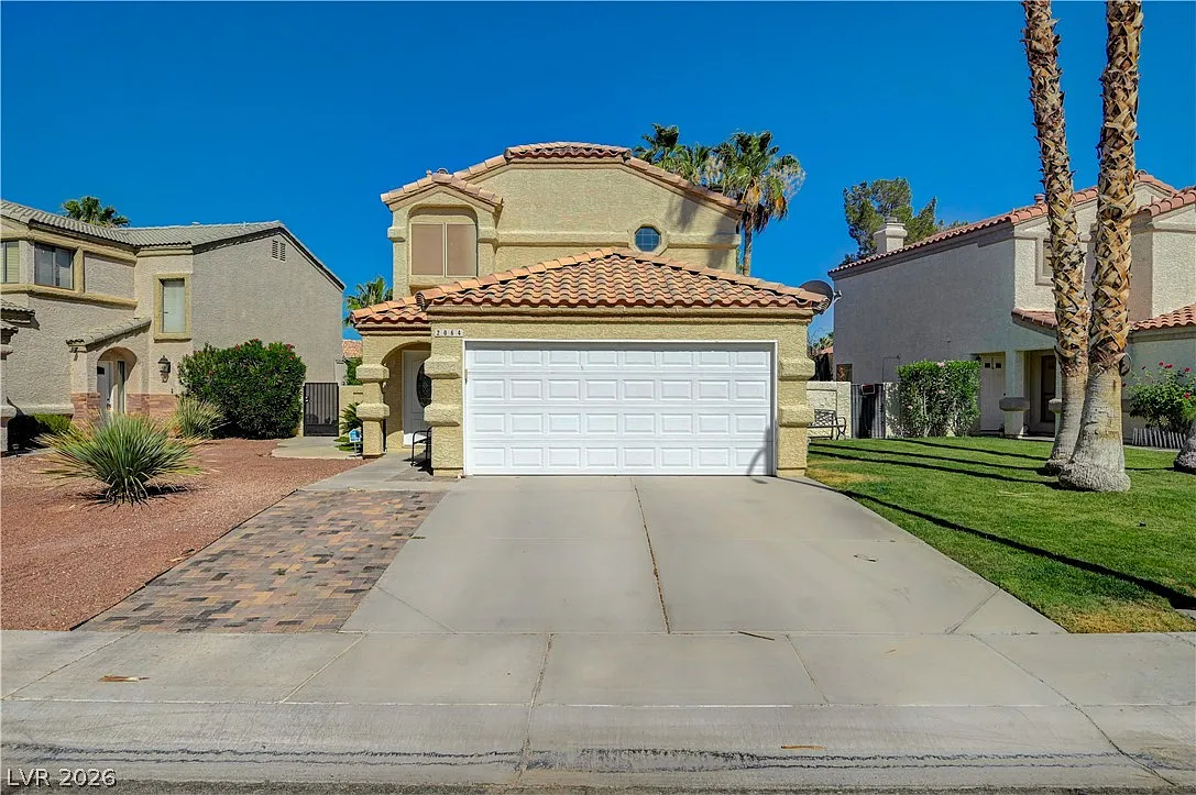 3 bed, 2.5 bath, 1470 sqft, $2,800 — Photo 2