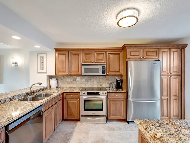 1480 Ocean Dr #2G — Photo 26