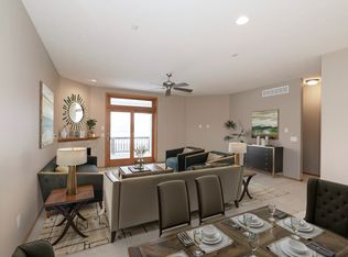 8211 Pine Lake Rd, Lincoln, NE 68516