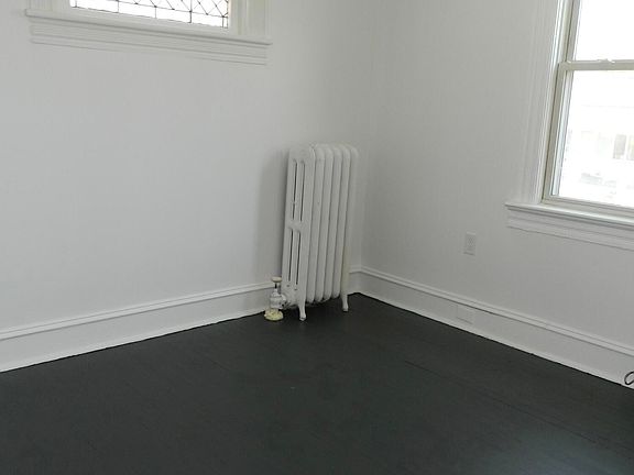 5th image of 1509 Price 2nd Floor St