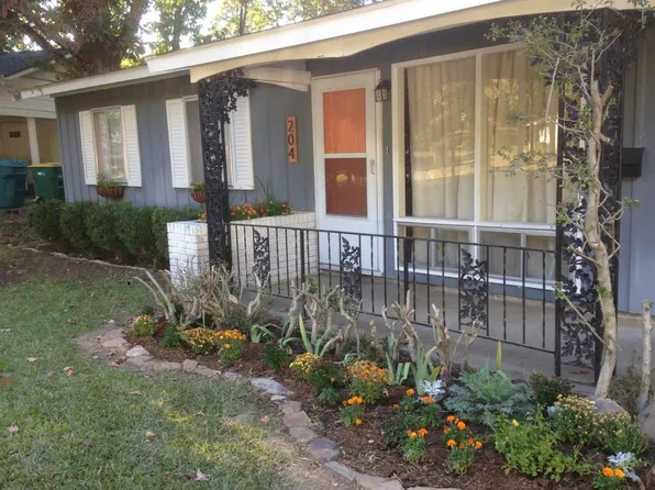 204 Springwood Dr, Little Rock, AR 72211