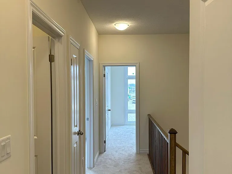 22 Blick Cres — Photo 14